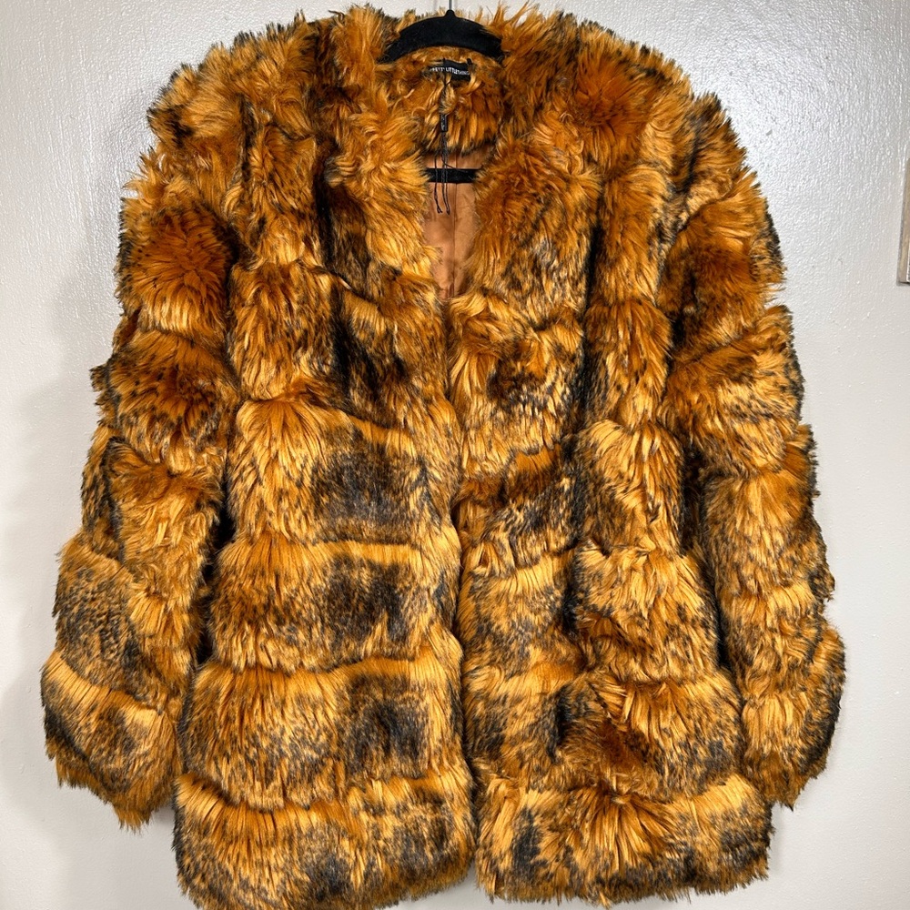 PRETTYLITTLETHING  Faux Fur Women's Jacket in Brown and Black